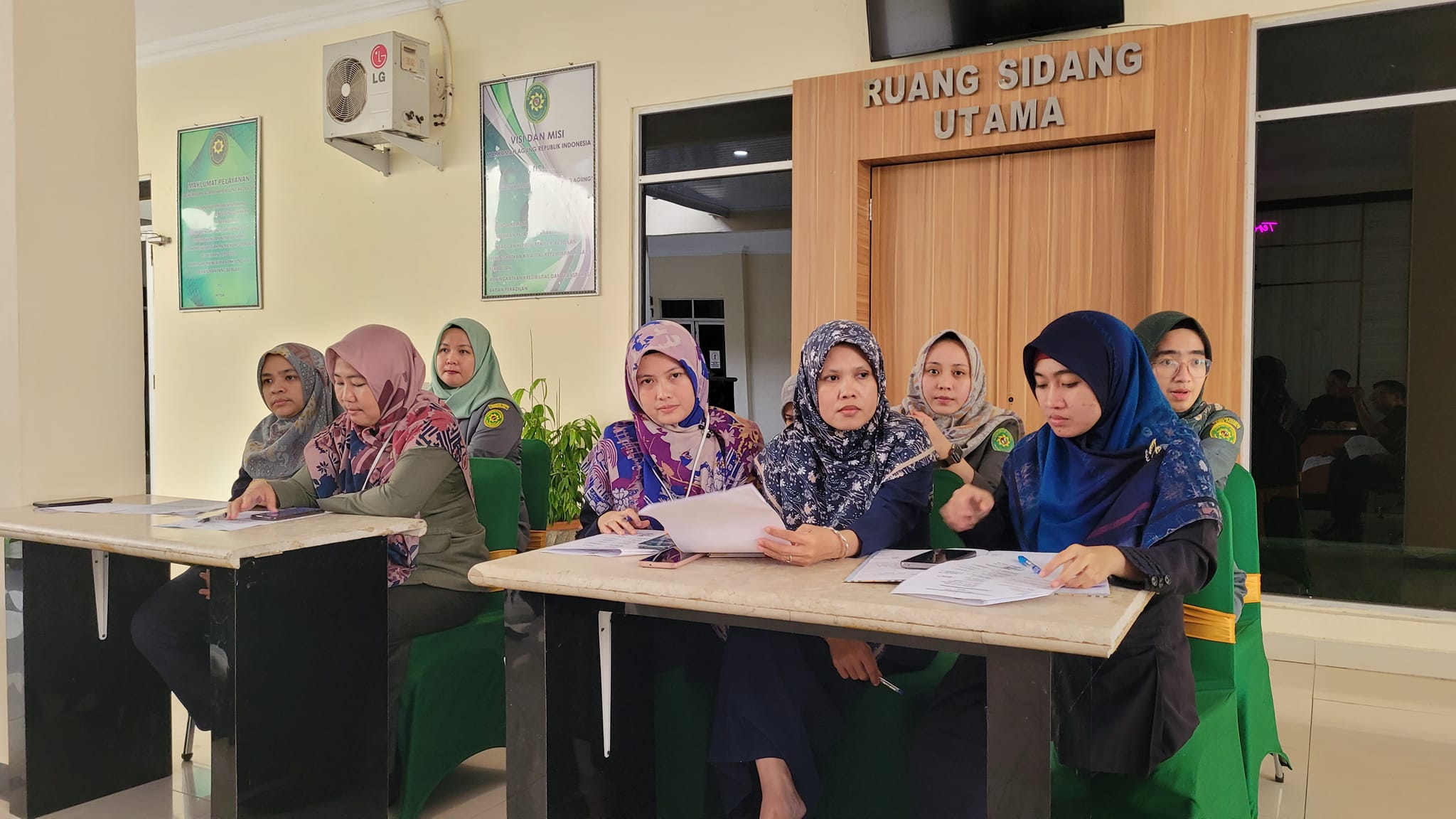 rapat zi4